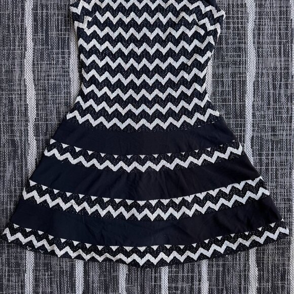 Betsy Adam Cocktail Dress Womens 10 Chevron Sequin Drop Waist‎ Fit Flare Whimsy - Picture 3 of 8